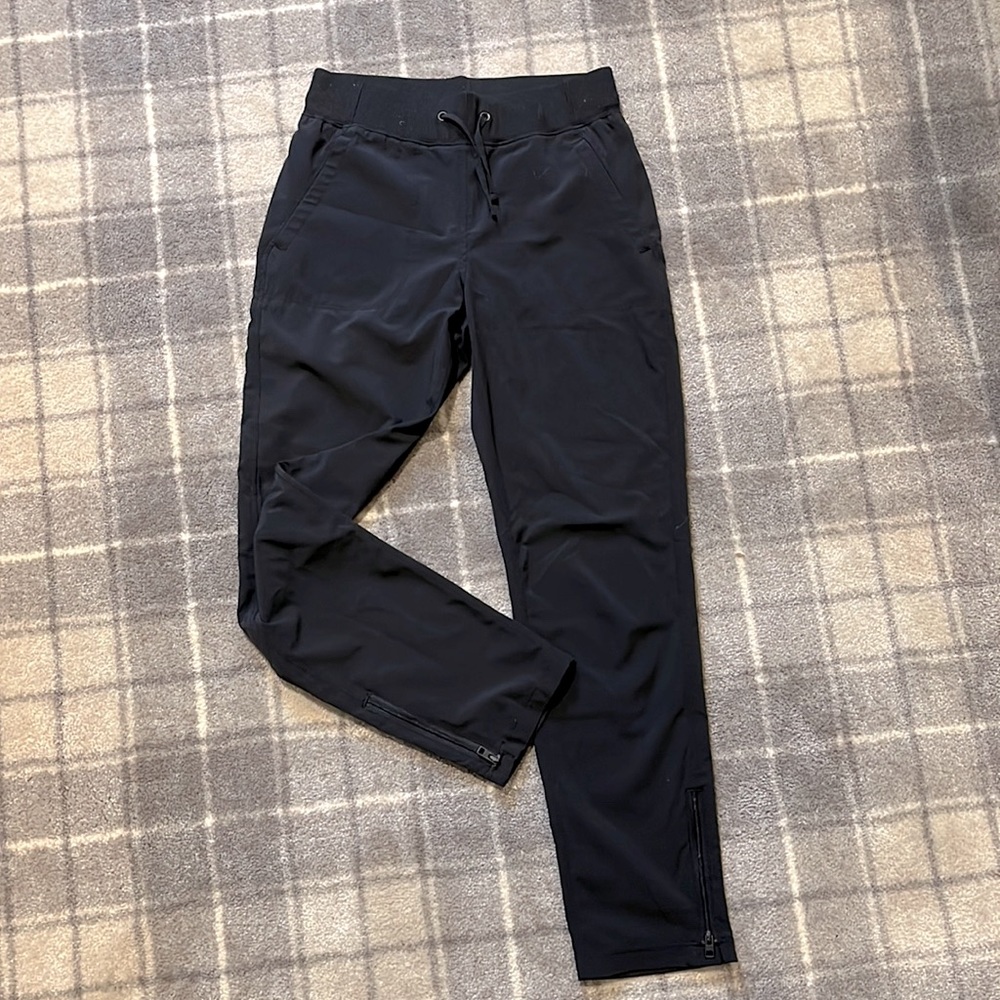Athleta Girl jogger